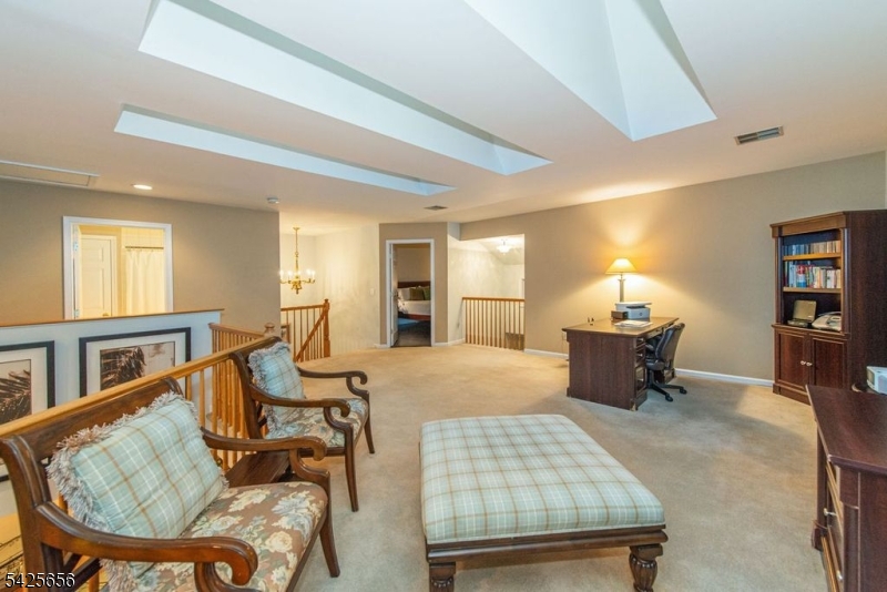 LONGVIEW - Residential
