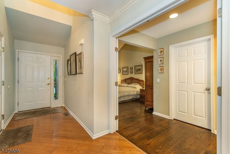 LONGVIEW - Residential