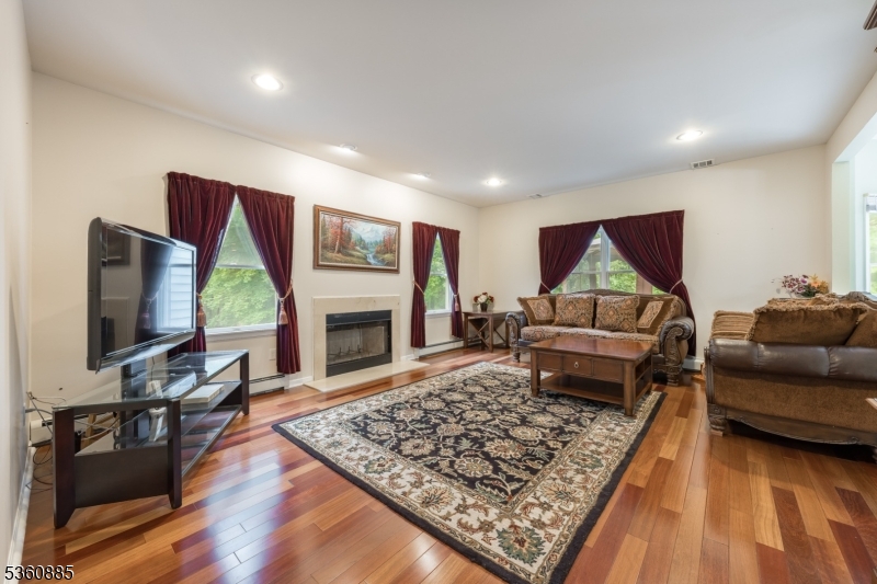 Mazdabrook - Residential