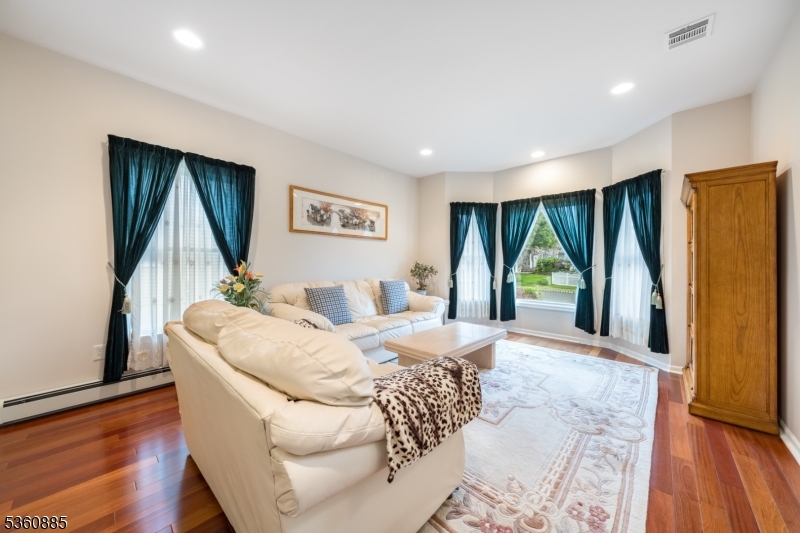 Mazdabrook - Residential