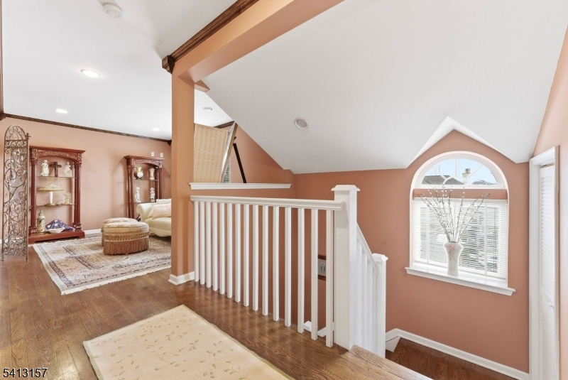 Whispering Way - Residential