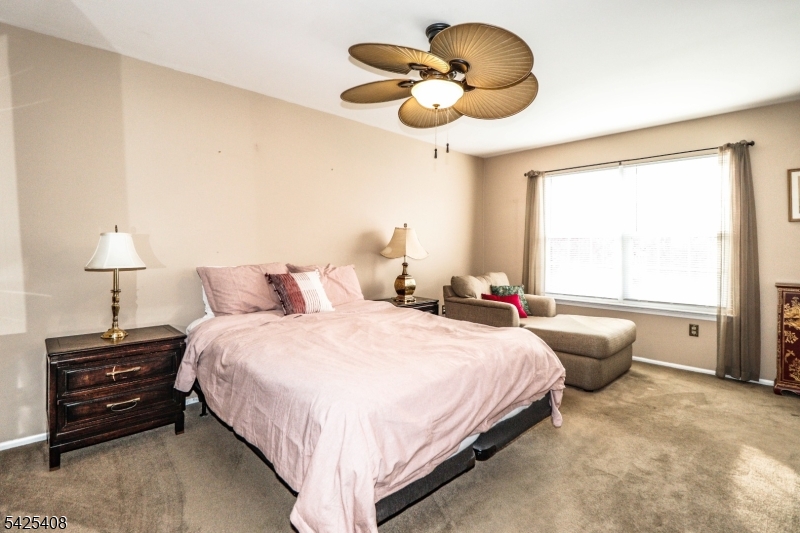 QUAILBROOK COLONIAL TOWNHM - Residential