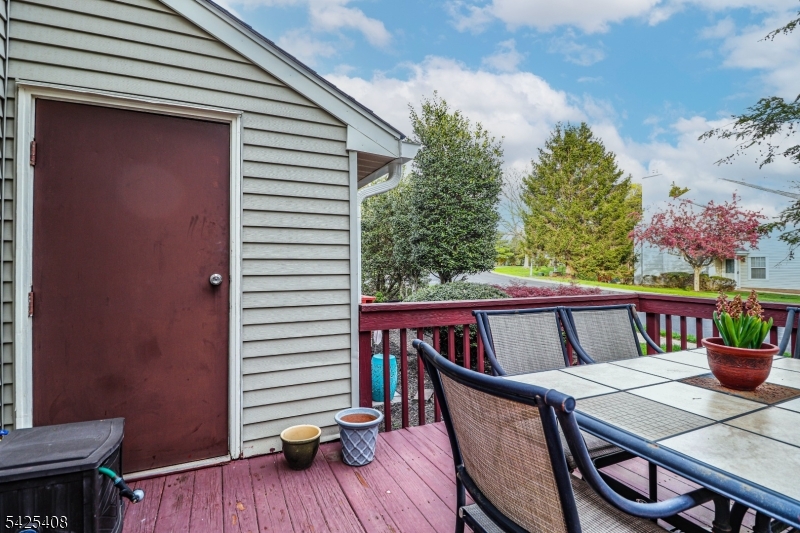 QUAILBROOK COLONIAL TOWNHM - Residential