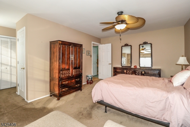 QUAILBROOK COLONIAL TOWNHM - Residential