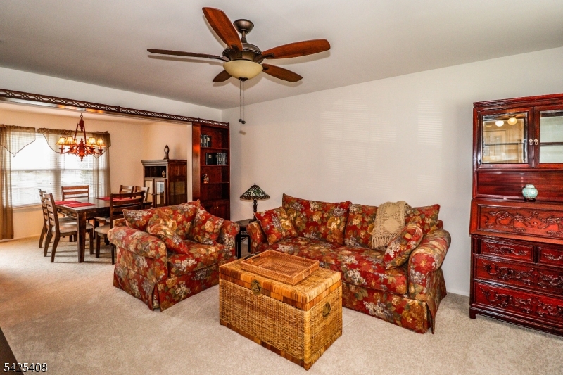 QUAILBROOK COLONIAL TOWNHM - Residential