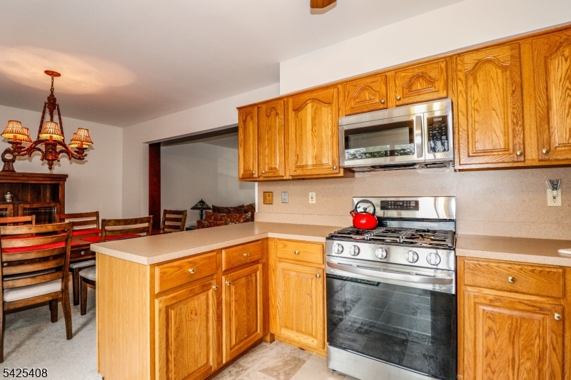 QUAILBROOK COLONIAL TOWNHM - Residential