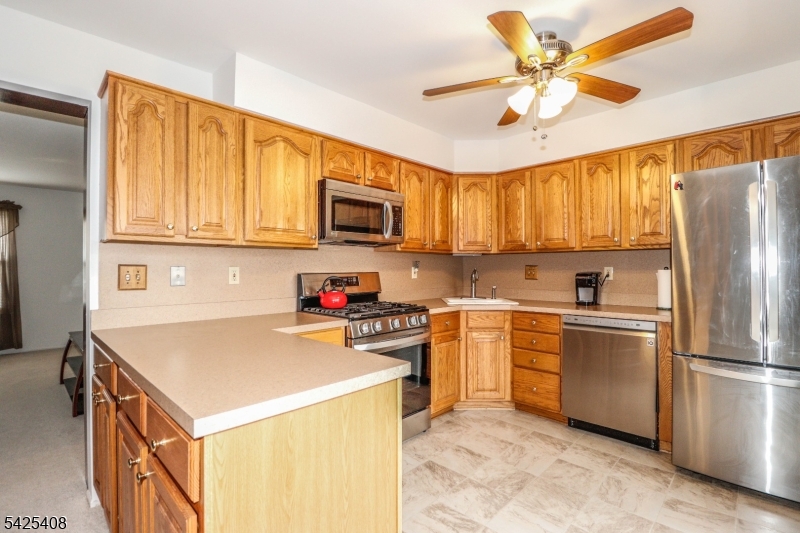 QUAILBROOK COLONIAL TOWNHM - Residential