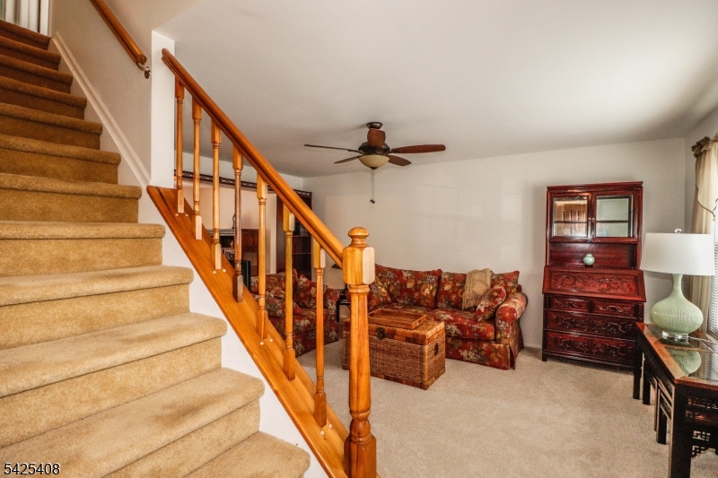 QUAILBROOK COLONIAL TOWNHM - Residential