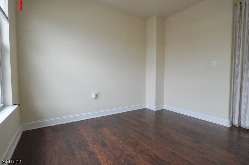 Riverwalk - Residential Lease