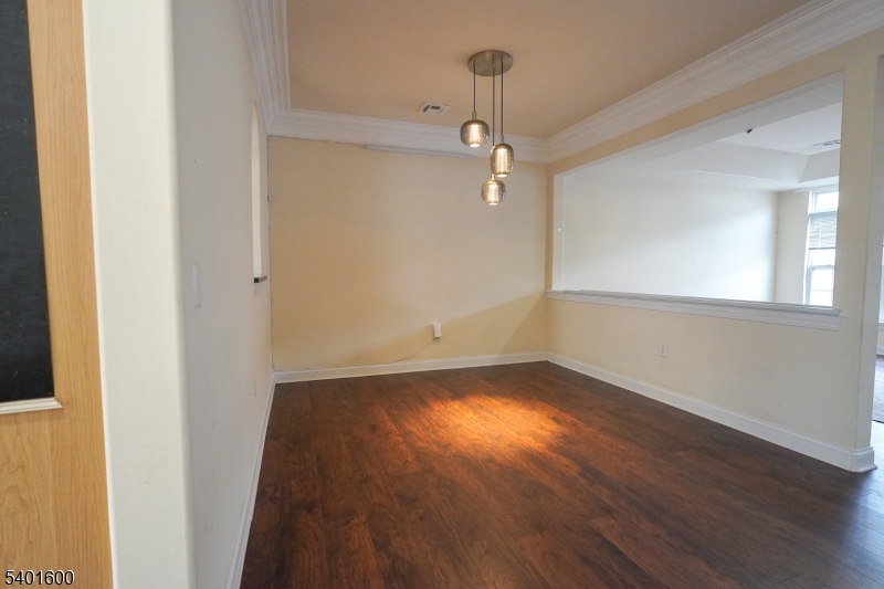 Riverwalk - Residential Lease