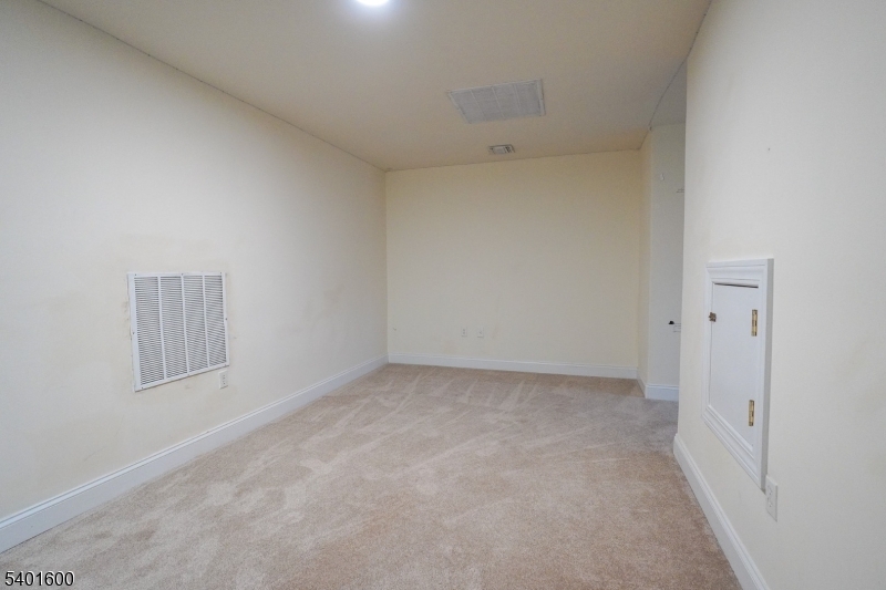 Riverwalk - Residential Lease