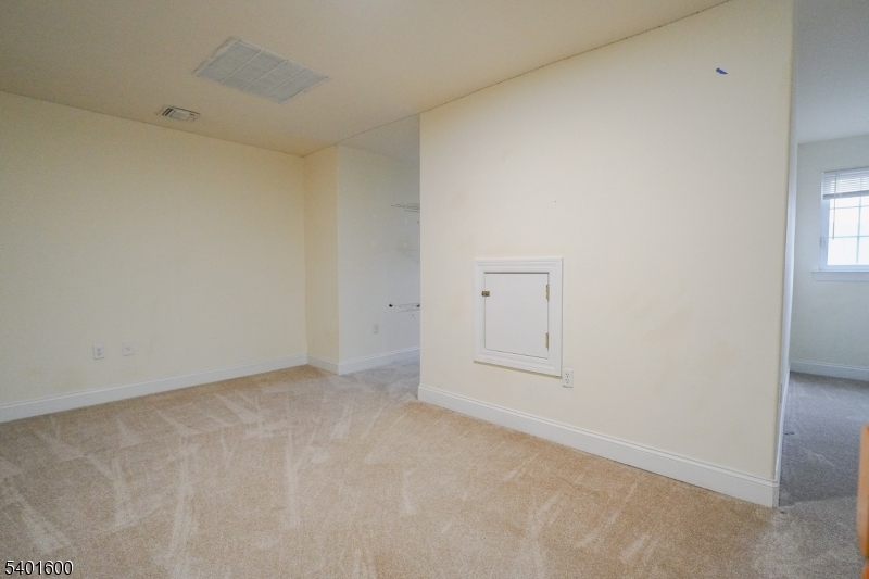 Riverwalk - Residential Lease