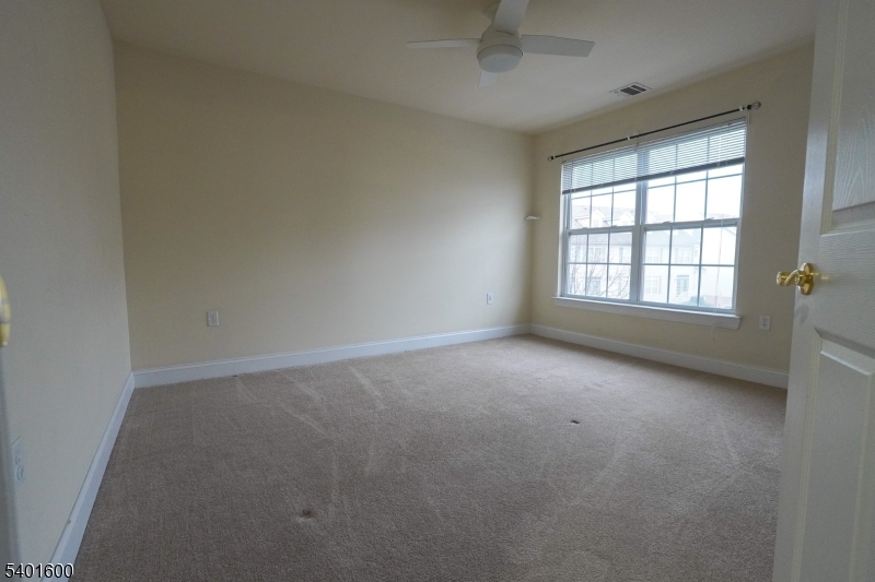 Riverwalk - Residential Lease