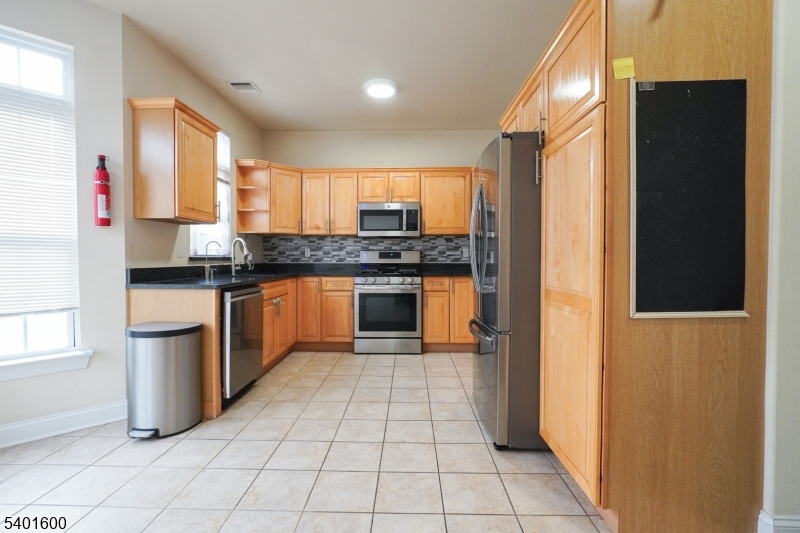 Riverwalk - Residential Lease