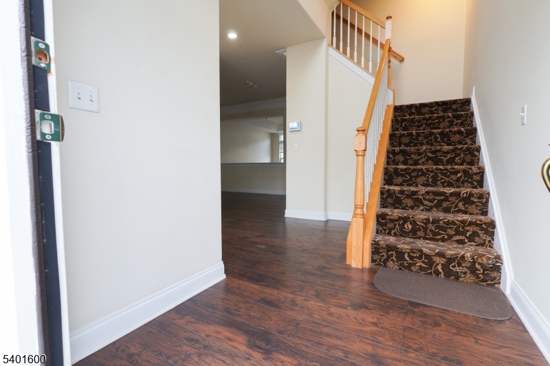 Riverwalk - Residential Lease