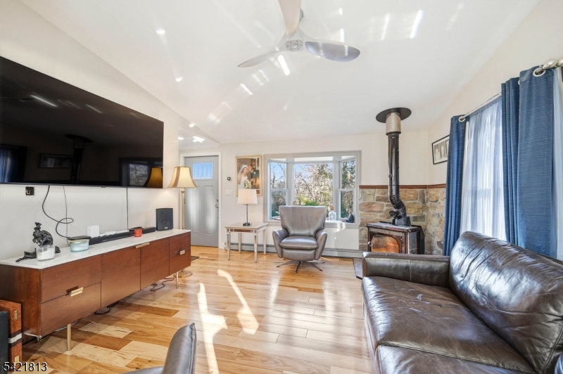 Upper Greenwood Lake - Residential