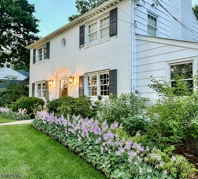139 Woodland Ave