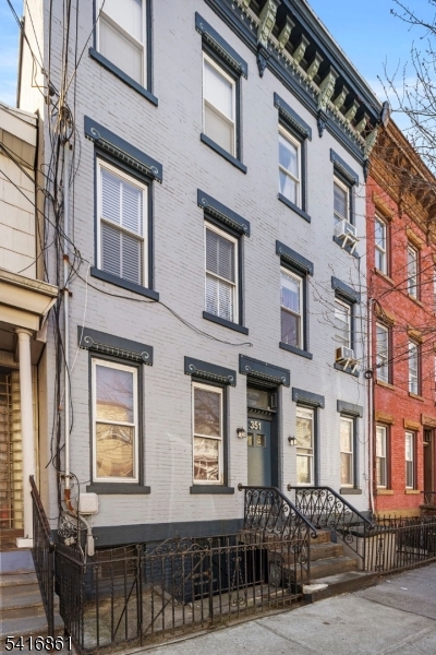 Hamilton Park - Residential