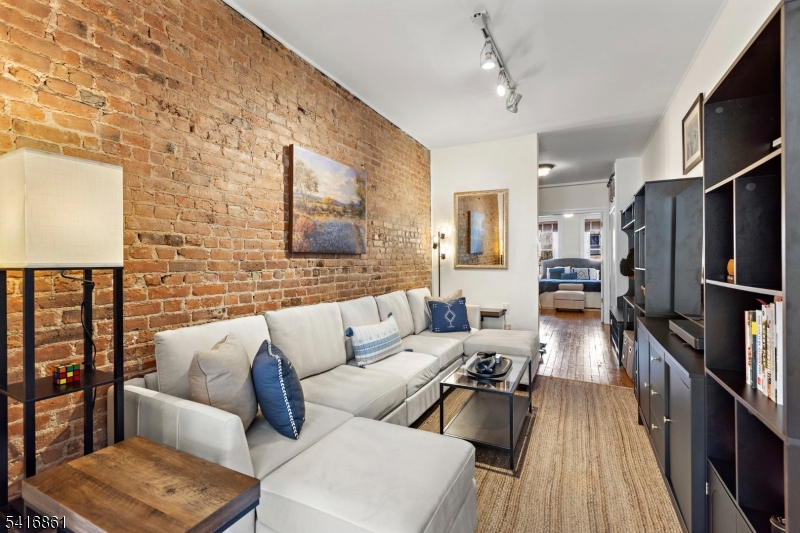 Hamilton Park - Residential