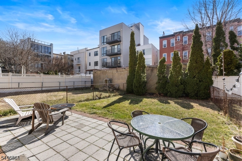 Hamilton Park - Residential