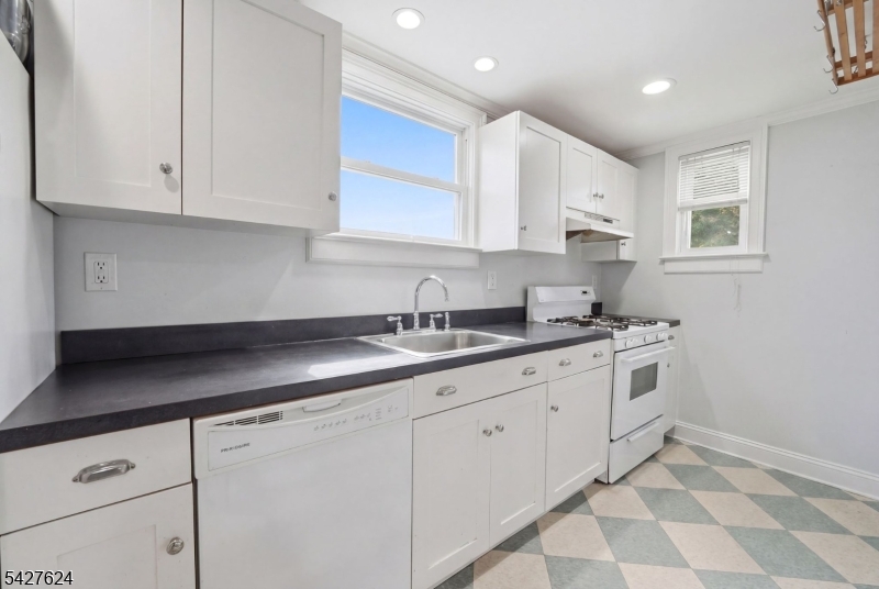 Brookdale Section - Residential Income