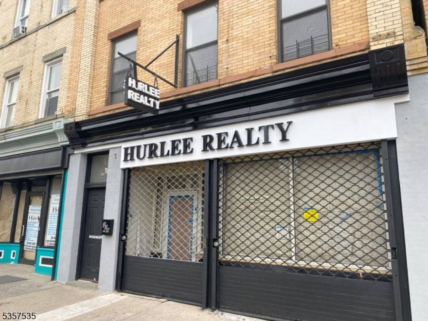 Income producing renovated building located in the heart of the city up and coming annex city hall only few blocks away