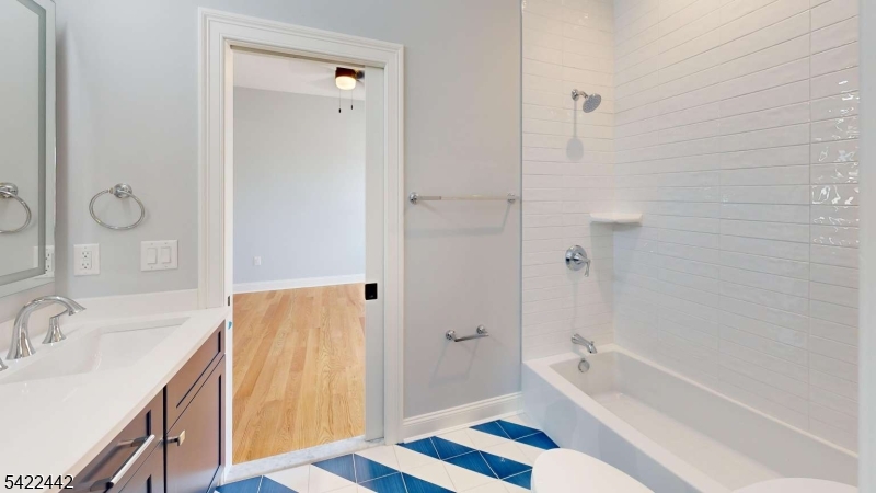 The Estates at 5th Avenue - Residential