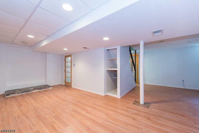 Indian Lake - Residential Lease