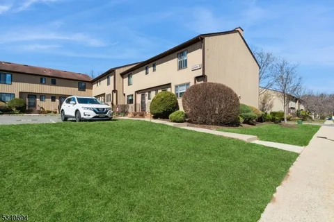 MLS: 3952237