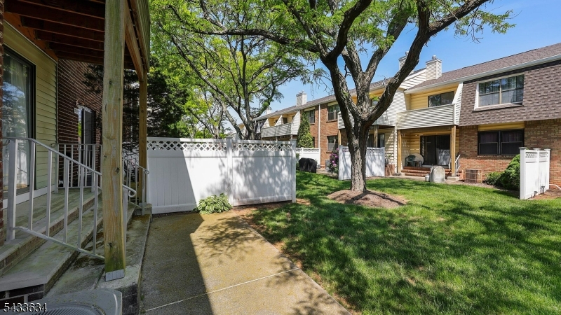 Buttercup Villas - Residential
