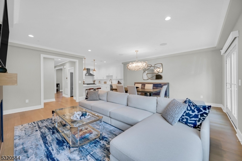 Downtown Summit - Residential