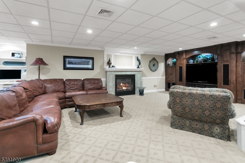 Independence Hill - Residential