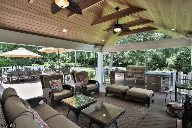 Independence Hill - Residential