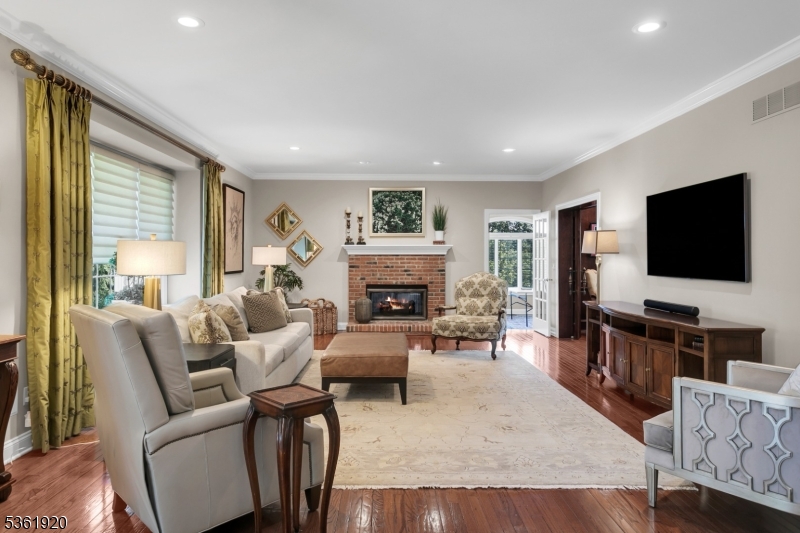 Independence Hill - Residential