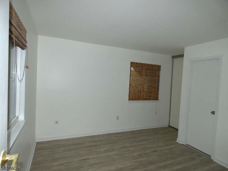 Near Waterfront - Residential Income