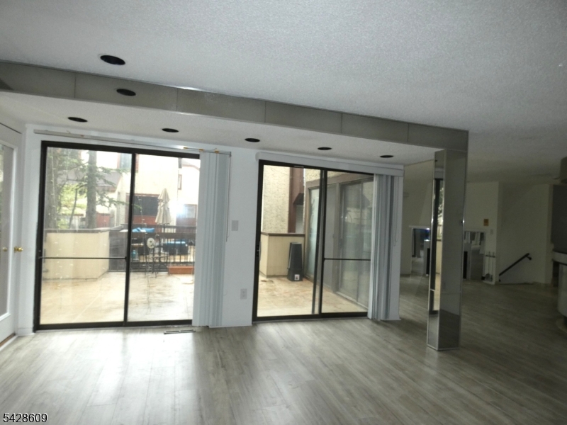 Near Waterfront - Residential Income