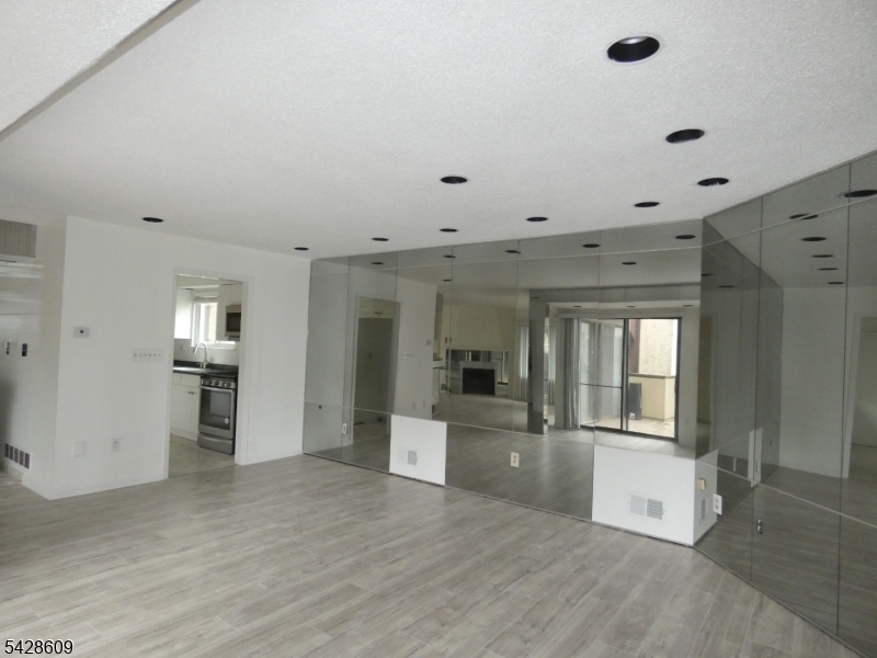 Near Waterfront - Residential Income
