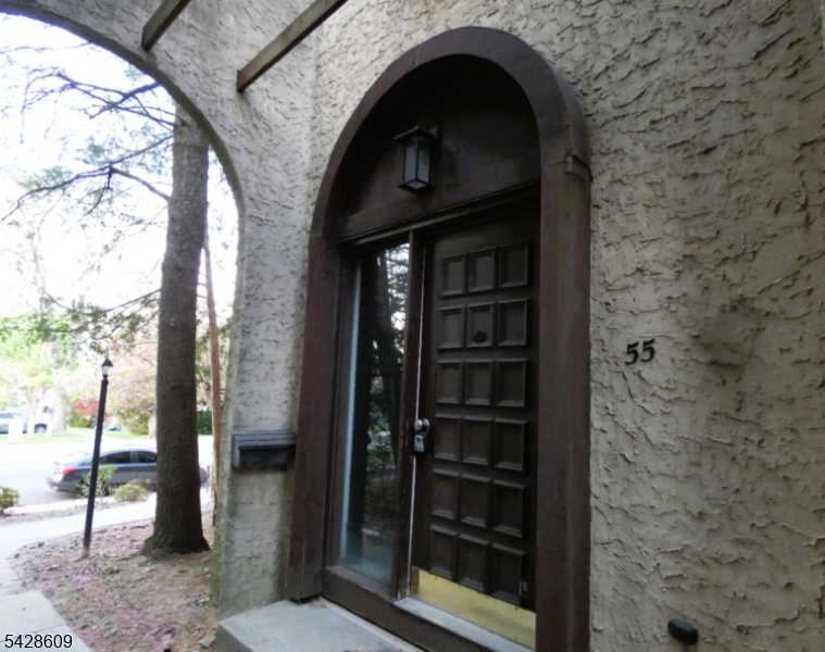 Near Waterfront - Residential Income