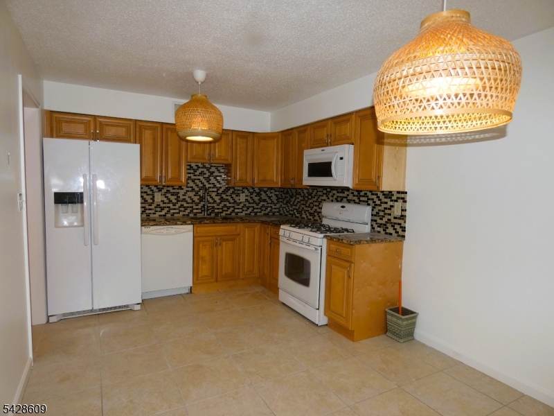 Near Waterfront - Residential Income