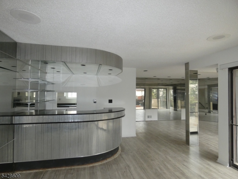 Near Waterfront - Residential Income
