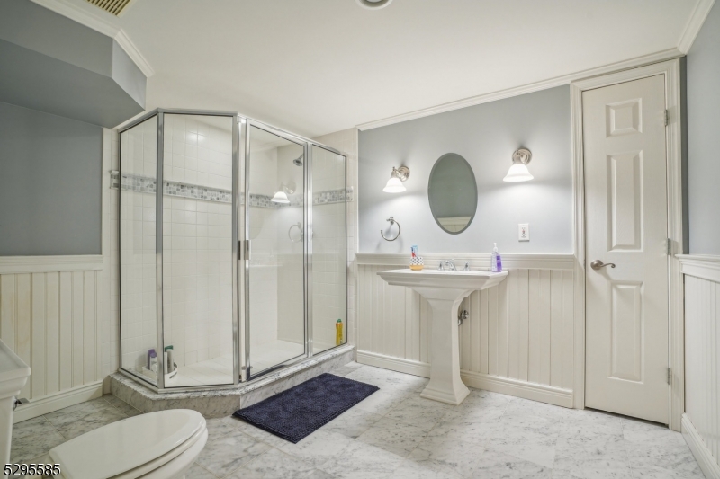 Ironia, Heritage VIII - Residential