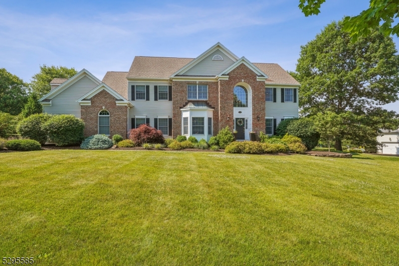 Ironia, Heritage VIII - Residential