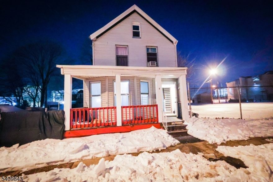 Step into comfort and convenience at 405 S 12th St?a beautifully maintained 1st-floor 2BR/1BA apartment in the heart of Newark, New Jersey. Introducing this stylish home features sleek stainless steel appliances, washer/dryer hookups, and spacious bedrooms and kitchen areas designed for both everyday living and entertaining. Enjoy unbeatable access to mass transit, major highways, shopping, and top local restaurants, putting everything you need right at your doorstep. Located in a vibrant and evolving city, this apartment offers the perfect blend of lifestyle, location, and value! Schedule your private tour today!