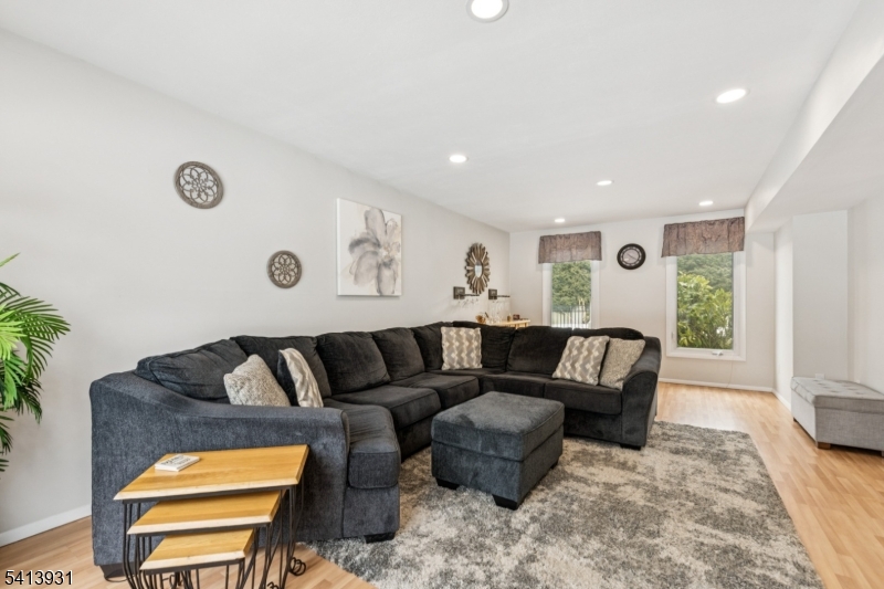 Woodcrest - Residential