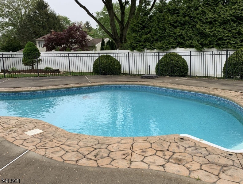 Woodcrest - Residential