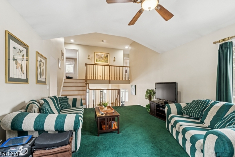 Woodcrest - Residential