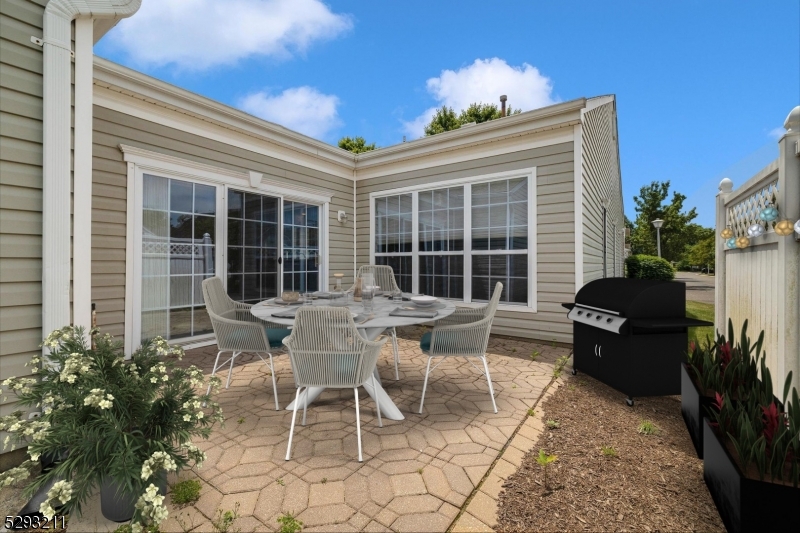 The Ponds - Residential