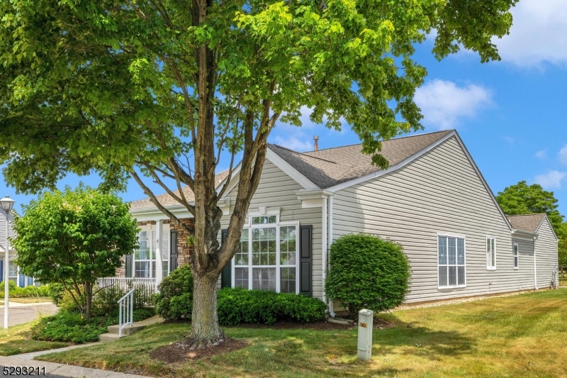 The Ponds - Residential