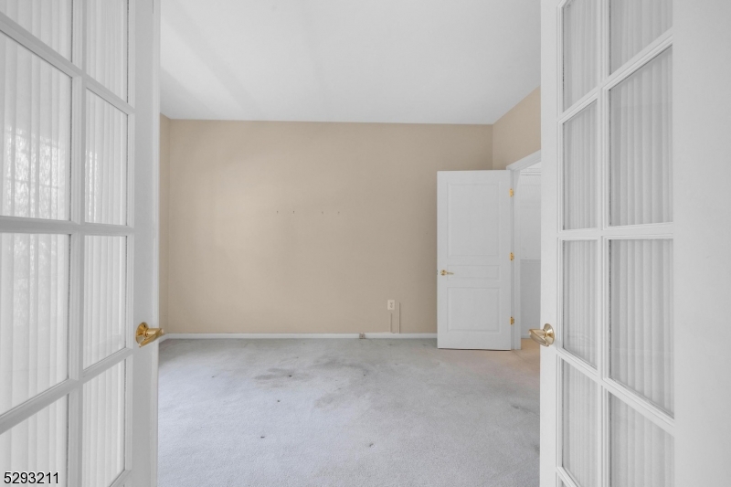 The Ponds - Residential