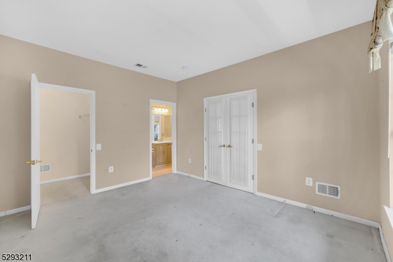 The Ponds - Residential